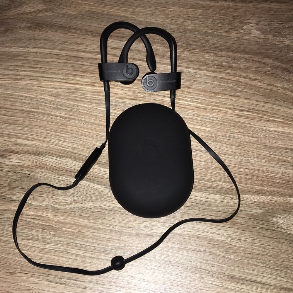 Beats by Dre, Wireless Powerbeats 3 BRAND NEW